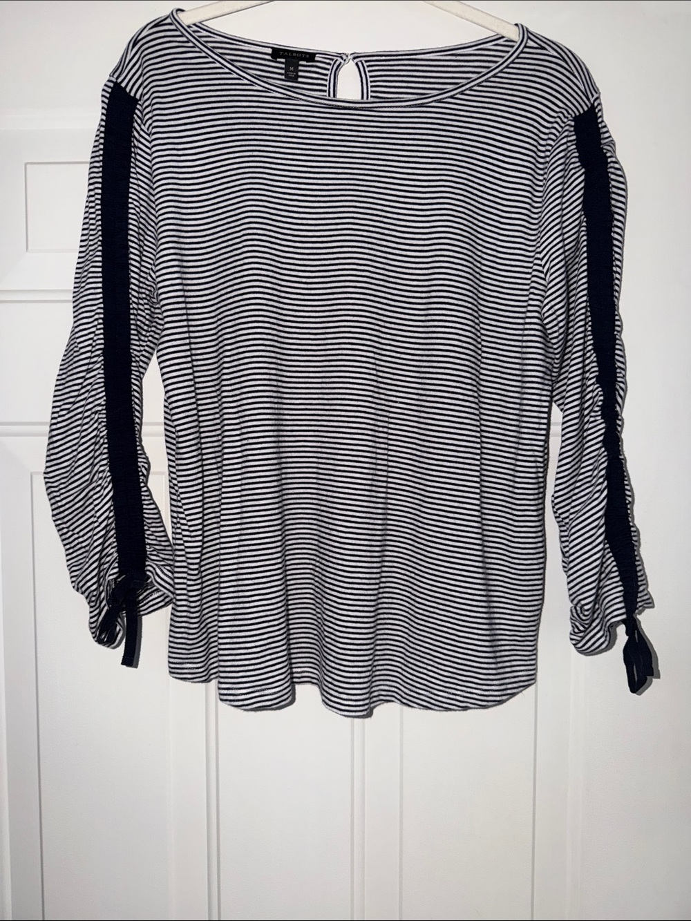 Talbots Black & White Striped Long-Sleeve Top with Ties on Sleeves to Rouch. M